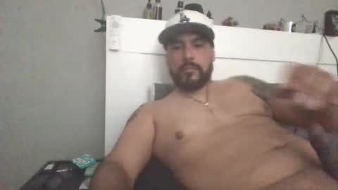 Snapshot of talllatino310 chatting on February 2, 7:14 pm talllatino310 online show from February 2, 7:14 pm