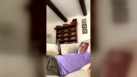 Dominique online show from April 28, 5:06 pm