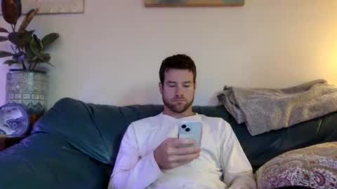 Snapshot of tantrichealing chatting on January 7, 1:43 pm Dr. Love online show from January 7, 1:43 pm