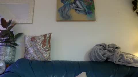 Snapshot of tantrichealing chatting on January 14, 2:32 pm Dr. Love online show from January 14, 2:32 pm