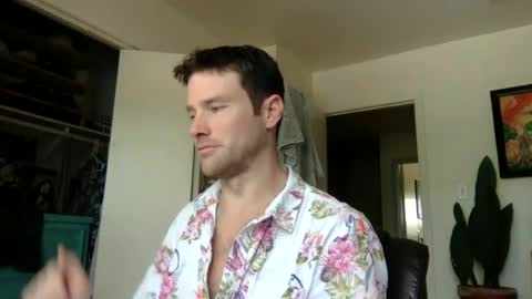 Dr. Love online show from June 22, 5:28 pm