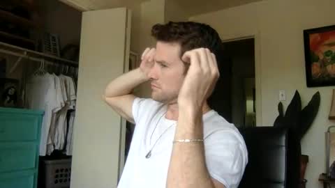 Dr. Love online show from November 17, 6:22 pm