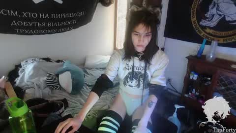 tap_forty online show from May 1, 12:37 am