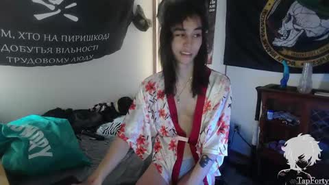 tap_forty online show from May 27, 4:59 pm