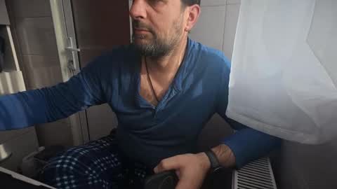 tarkan198 online show from March 16, 7:01 am