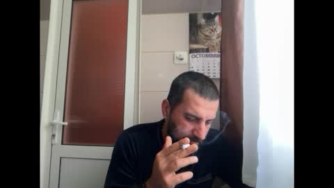Snapshot of tarkan198 chatting on October 7, 9:02 am tarkan198 online show from October 7, 9:02 am