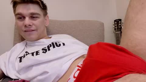 tasteithorny online show from April 25, 12:41 pm