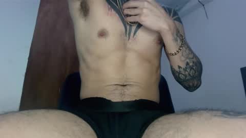 Snapshot of tatsexboy chatting on October 22, 10:30 am SeX-Boy online show from October 22, 10:30 am