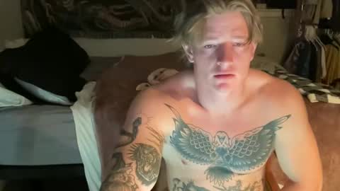 tattedprettyboybwc online show from September 12, 3:50 am