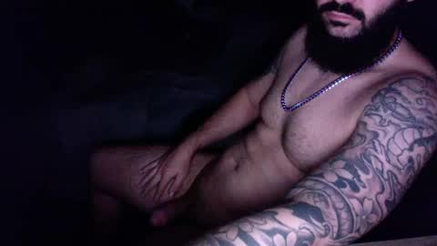 Snapshot of tattooedandbearded22 chatting on October 12, 3:22 am tattooedandbearded22 online show from October 12, 3:22 am