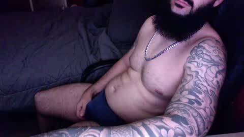 Snapshot of tattooedandbearded22 chatting on October 6, 10:14 pm tattooedandbearded22 online show from October 6, 10:14 pm