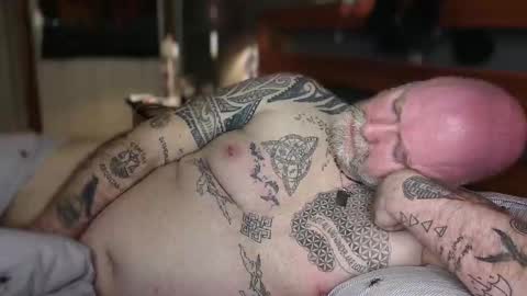 Tattooeddilf 01 online show from March 12, 12:51 am