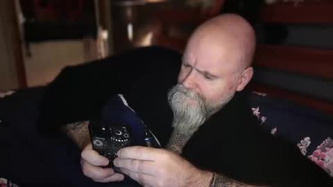 Tattooeddilf 01 online show from November 19, 7:30 am