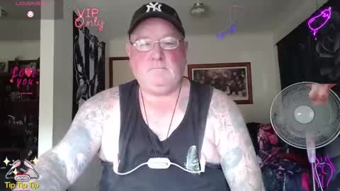 tattzsexy online show from May 1, 2:37 am