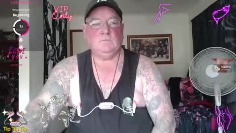 tattzsexy online show from May 2, 2:47 am