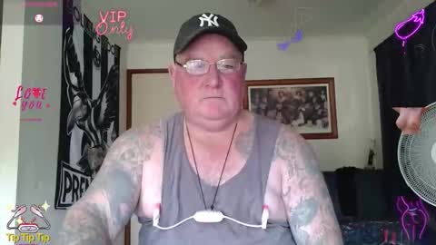 tattzsexy online show from May 17, 2:09 am