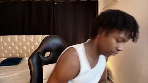 tau_montes online show from March 20, 2:04 am