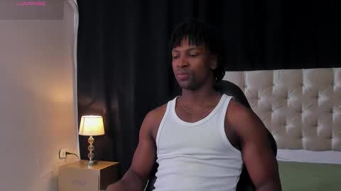 tau_montes online show from March 27, 4:19 pm