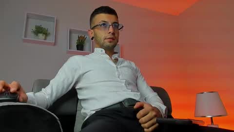 Snapshot of tayer_bennet chatting on September 23, 3:17 am tayer_bennet online show from September 23, 3:17 am