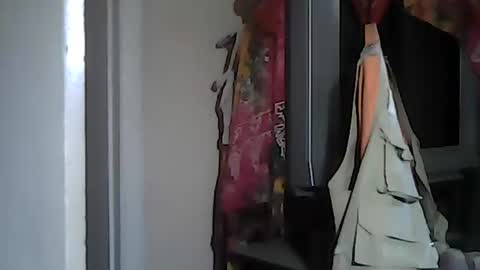 Snapshot of taylor3made chatting on October 17, 10:19 am taylor3made online show from October 17, 10:19 am