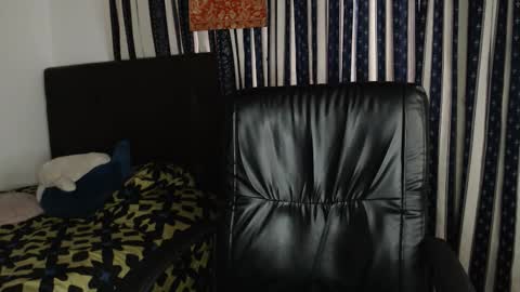 Taylor online show from October 22, 8:34 pm