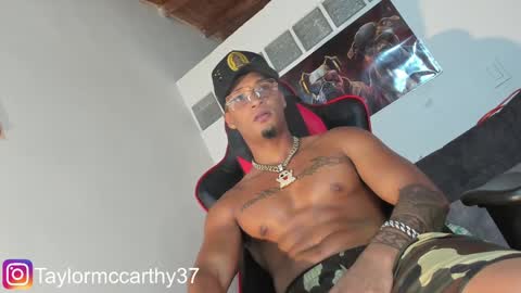 Taylor Mccarthy online show from January 4, 8:16 pm