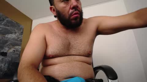 taylor_rodas online show from May 13, 12:13 pm