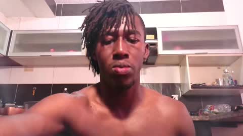tayner_men online show from September 21, 12:05 pm