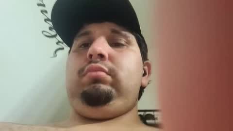 Snapshot of tboy833 chatting on September 18, 12:29 pm Luis online show from September 18, 12:29 pm
