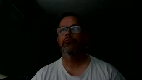 tdhawk87 online show from May 18, 9:59 am