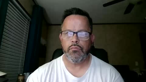 tdhawk87 online show from May 25, 9:59 am