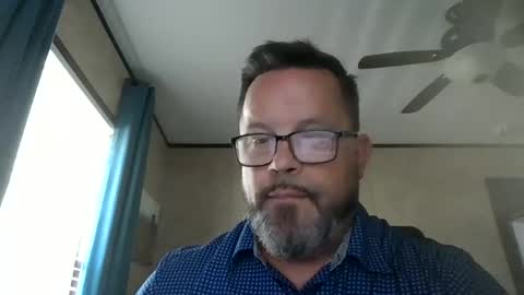 tdhawk87 online show from May 11, 9:56 pm