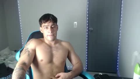 Snapshot of team23hot0 chatting on November 2, 5:01 am team23hot0 online show from November 2, 5:01 am