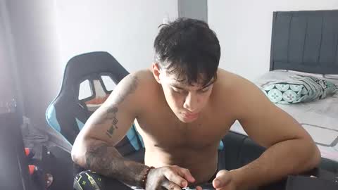 team23hot0 online show from March 8, 3:43 am