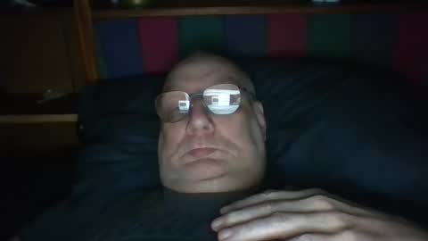 Mark online show from April 25, 7:11 am