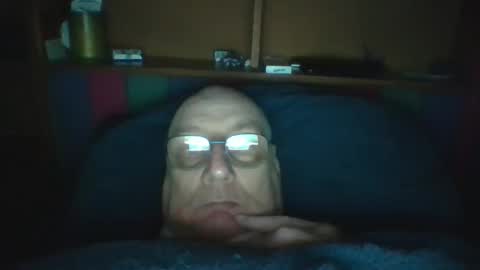 Mark online show from February 15, 9:40 am