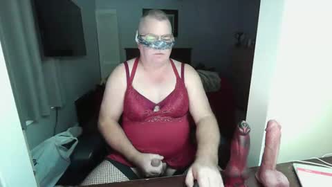 teddy1972 online show from May 7, 7:36 pm