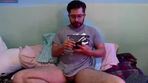 Snapshot of teddy_foster chatting on October 1, 12:31 pm teddy_foster online show from October 1, 12:31 pm