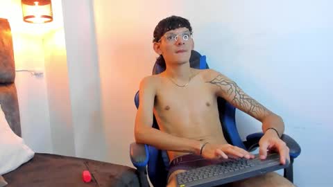 Smith online show from December 22, 11:40 am