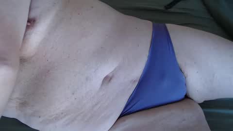 Snapshot of teddybare1x chatting on December 8, 3:56 pm Teddy Bare online show from December 8, 3:56 pm