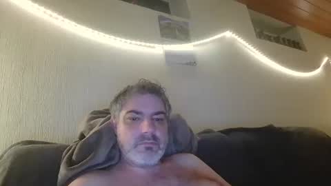 Snapshot of teeforyou chatting on October 2, 6:34 pm Peter online show from October 2, 6:34 pm