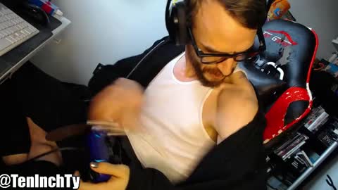 Ty online show from April 26, 7:32 pm