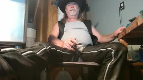 Tennredneck online show from May 3, 1:30 am