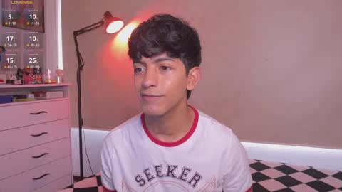 teo brown Independent model online show from October 30, 7:04 pm