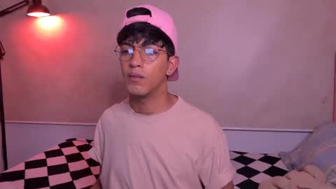 teo brown Independent model online show from October 18, 1:10 am