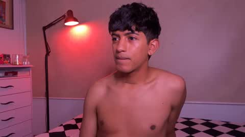 Snapshot of teobrowny_ chatting on October 13, 9:32 pm teo brown Independent model online show from October 13, 9:32 pm