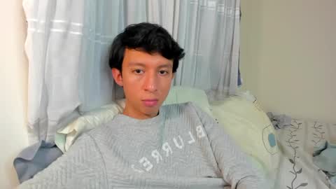 Snapshot of teroship_boy chatting on February 19, 1:51 am Juanfe online show from February 19, 1:51 am