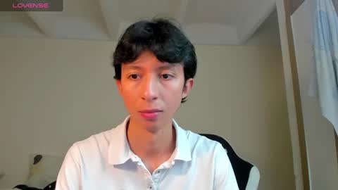 Snapshot of teroship_boy chatting on December 3, 1:06 am Juanfe online show from December 3, 1:06 am