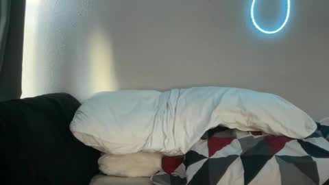 terppapi online show from March 24, 11:19 pm