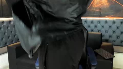 Snapshot of terranze_z chatting on October 19, 8:34 pm terranze_z online show from October 19, 8:34 pm